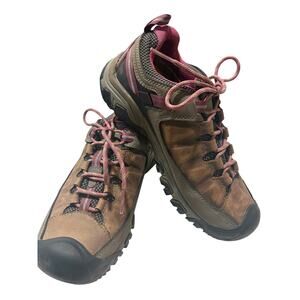 KEEN WOMENS HIKING SHOES BOOTS HIKE SIZE 9 OUTDOOR